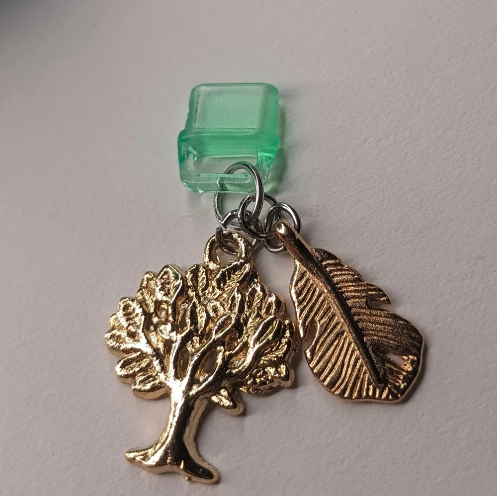 Dust Plug Charm Kindle and charging port USB-C USBc Tree and Leaf/Feather kindle